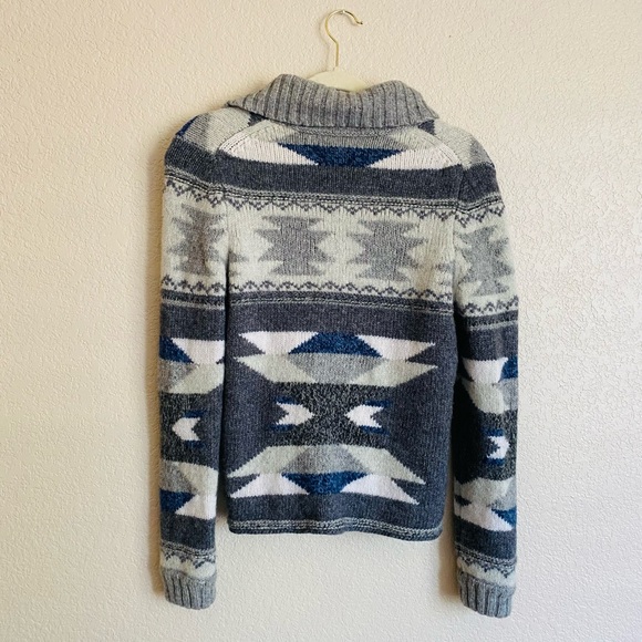 Eddie Bauer sweater - Picture 6 of 8